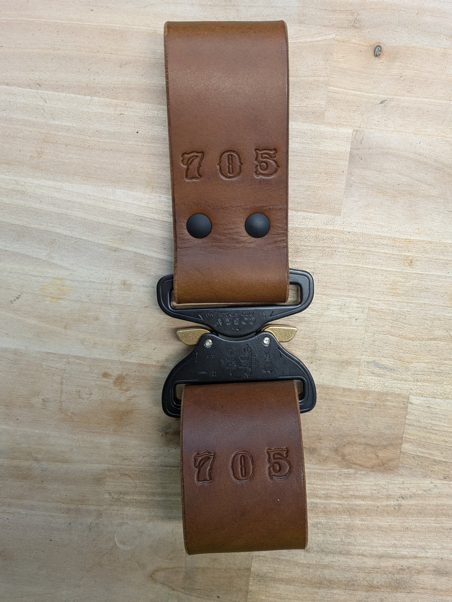 Cobra Box Light Holder