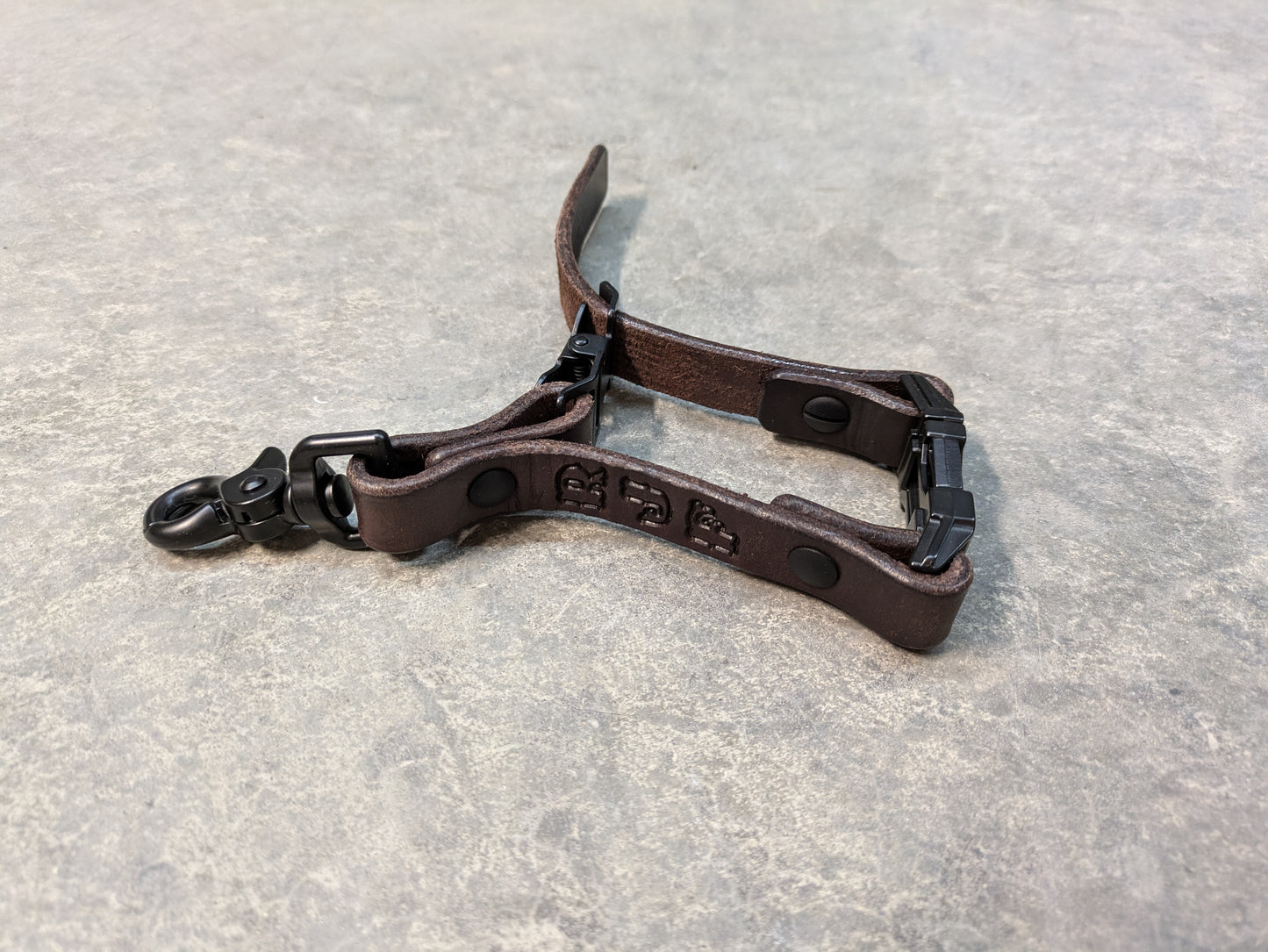 3/4 Adjustable Glove Holder