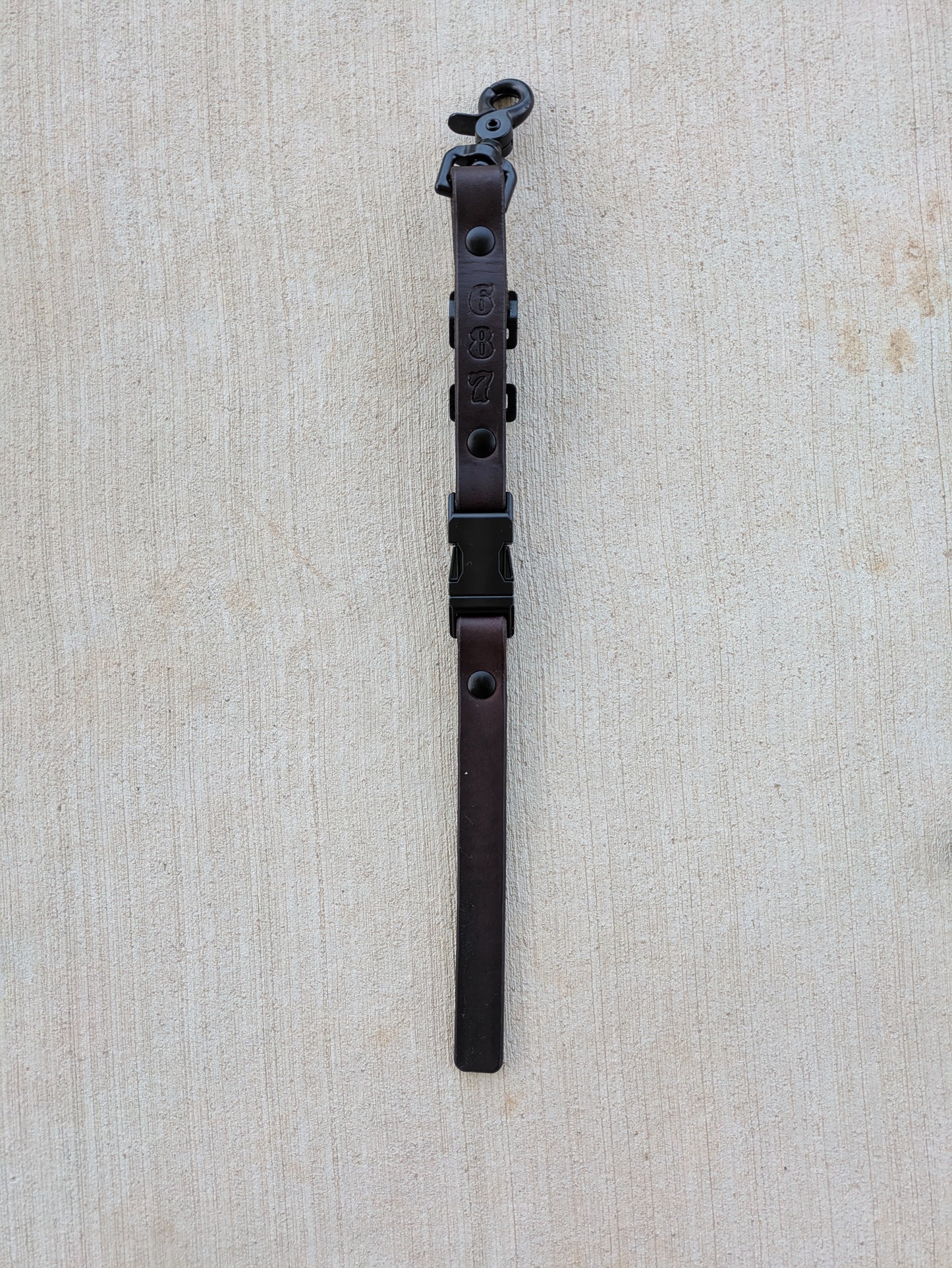 3/4 Adjustable Glove Holder